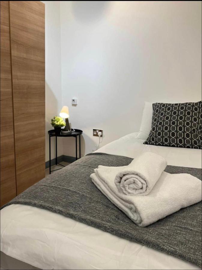 New Build 5 Bedroom In Hackney. Central 런던 외부 사진