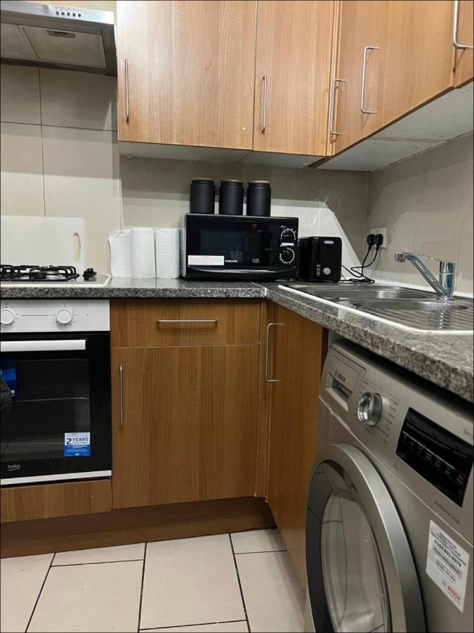 New Build 5 Bedroom In Hackney. Central 런던 외부 사진